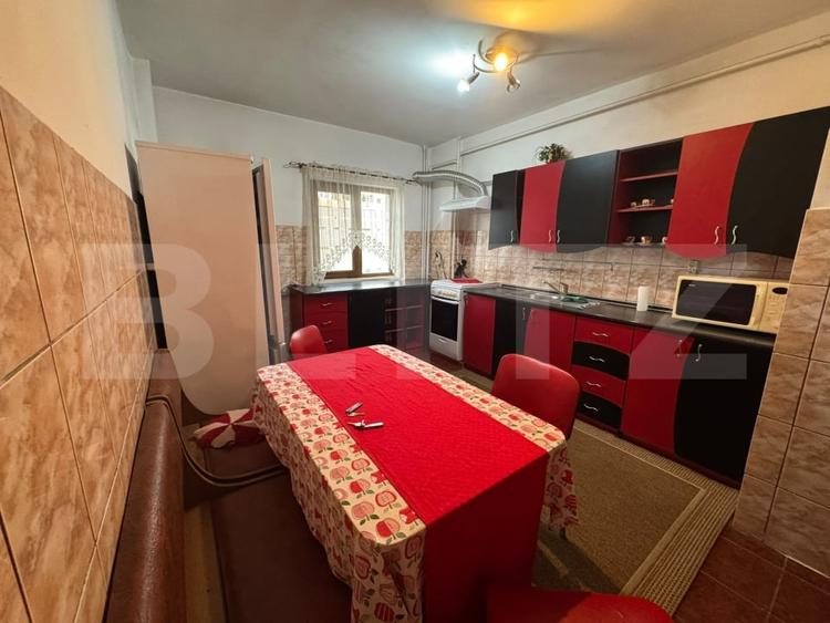 Apartament cu 2 camere decomandat, mobilat în Decebal