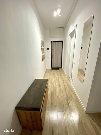 Apartament cu 2 camere decomandat în 6 Vânători