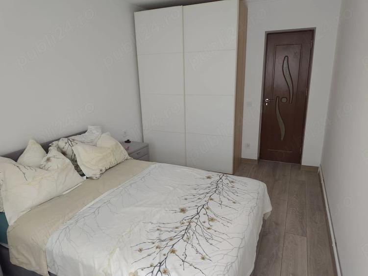 Apartament cu 2 camere decomandat în Traian