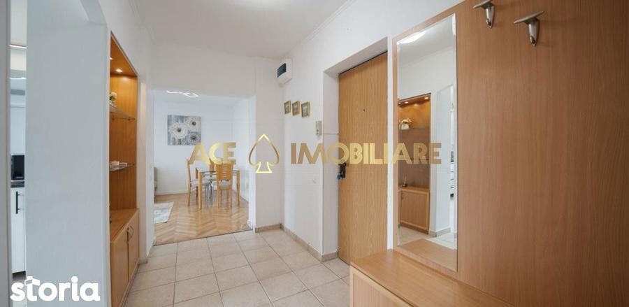 Apartament cu 2 camere, mobilat în Centrul Civic