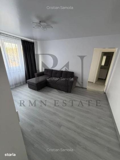 Apartament cu 3 camere decomandat în Titan