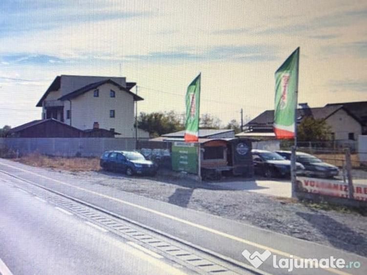 Spațiu comercial, de 350 mp, în Periferie