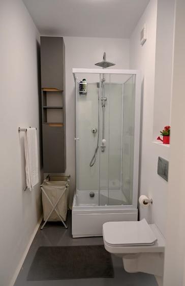 Apartament cu 3 camere decomandat, mobilat în Take Ionescu