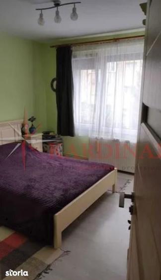 Apartament cu 2 camere decomandat, mobilat în Craiter