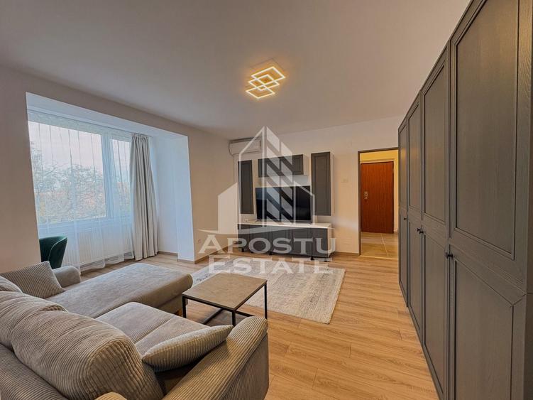 Apartament cu 2 camere semidecomandat, mobilat în Elisabetin
