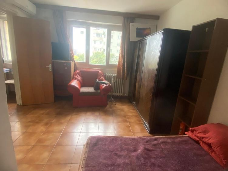 Garsonieră nedecomandată în Teiul Doamnei
