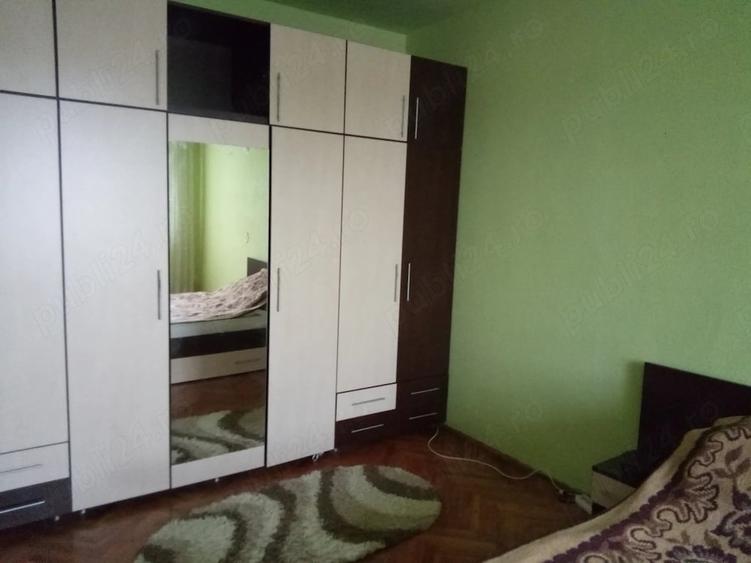 Garsonieră decomandată în Gruia