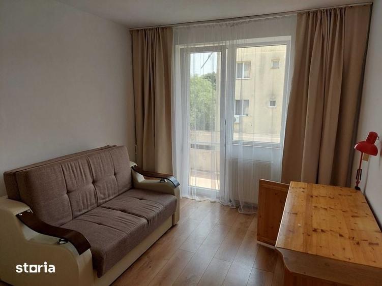 Apartament cu 2 camere decomandat în Solidarității
