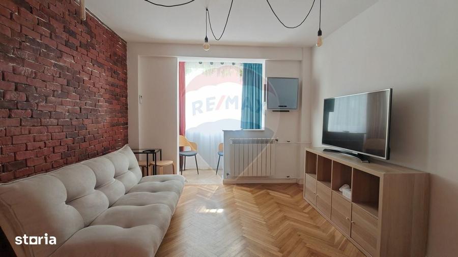 Apartament cu 2 camere semidecomandat în Lacul Tei
