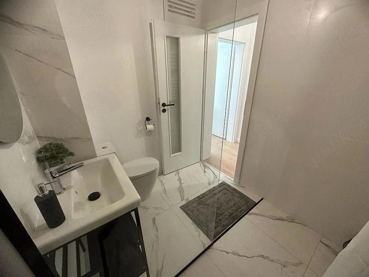 Apartament cu 2 camere decomandat în Regie