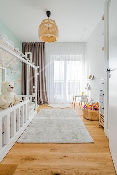 Apartament cu 3 camere decomandat, mobilat în Băneasa