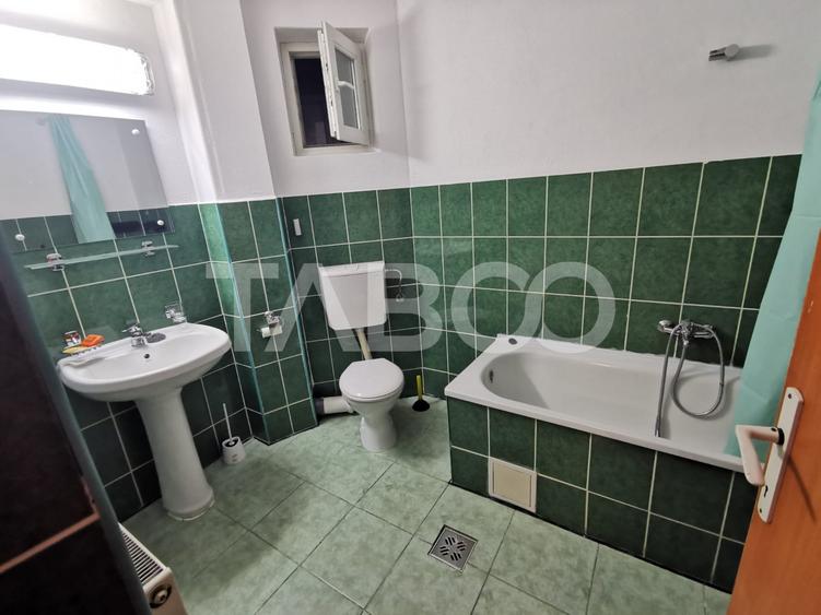 Apartament cu 2 camere decomandat, mobilat în Calea Poplăcii