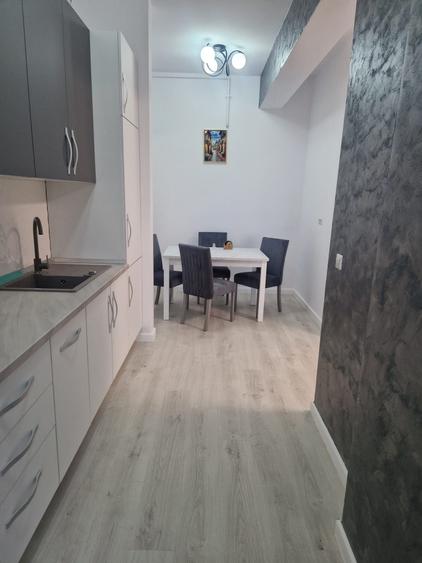 Apartament cu 2 camere decomandat în Păulești