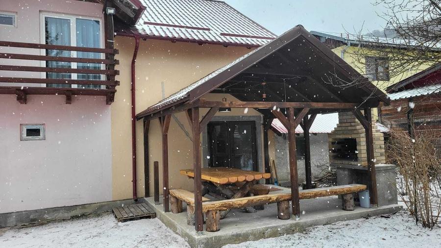 Casa Azuga 5 Camere 6 Bai - 1
