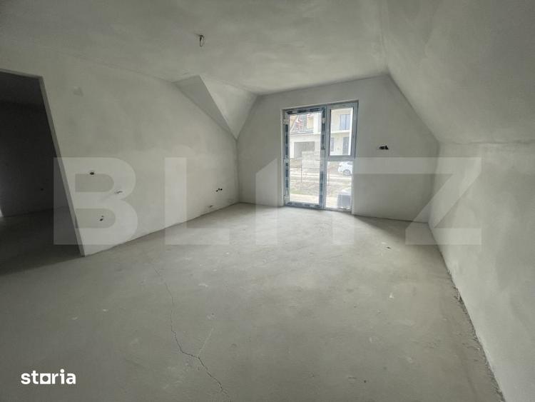 Casă cu 5 camere cu Teren 1000 Mp în Central