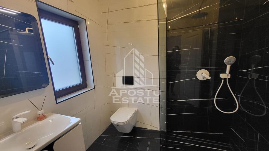 Duplex cu 4 camere cu Canalizare în Mehala