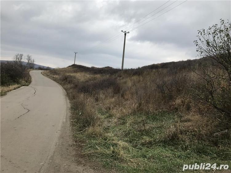 Teren de 5800 mp, în Central