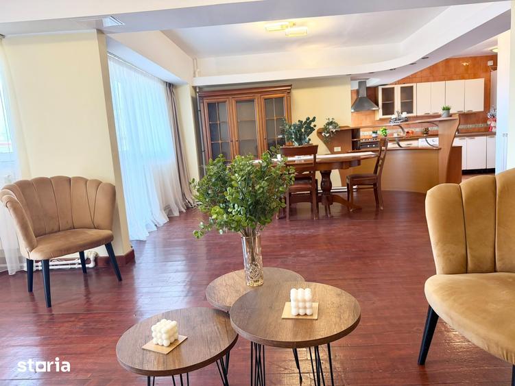 Apartament cu 4 camere în Centrul Civic