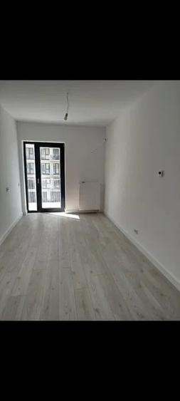 Apartament cu 2 camere în Podu Roș