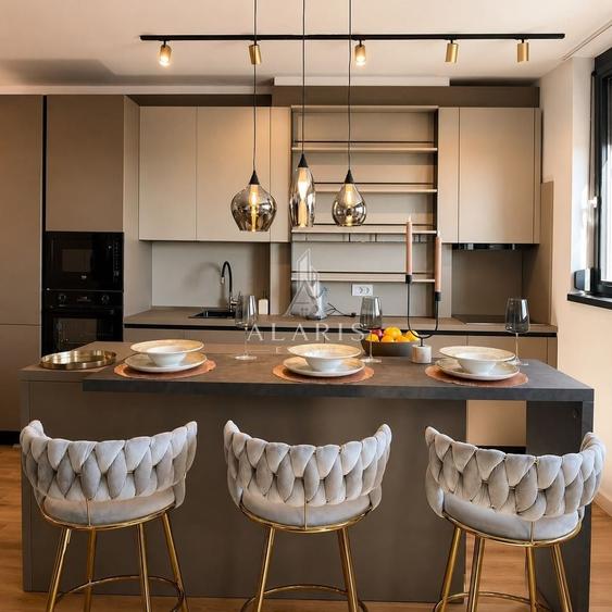 Apartament cu 2 camere semidecomandat, mobilat în Take Ionescu