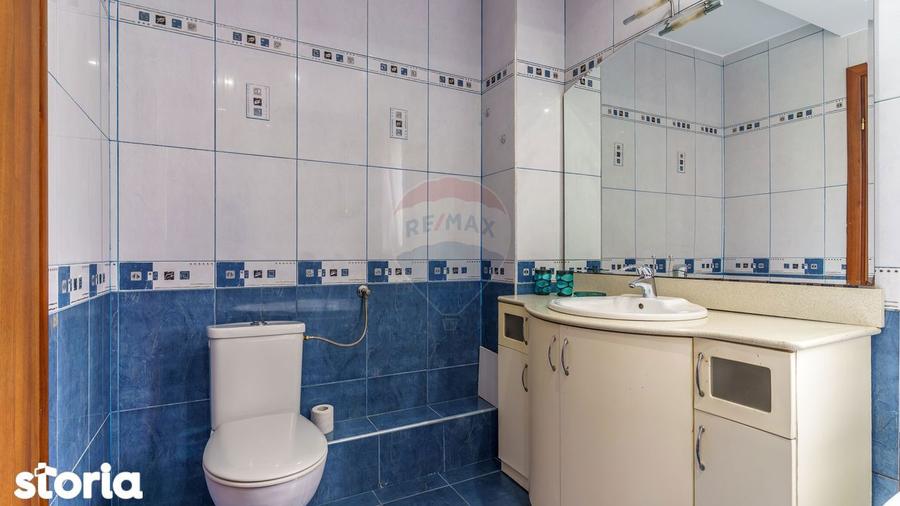 Apartament cu 3 camere, mobilat în Bună Ziua