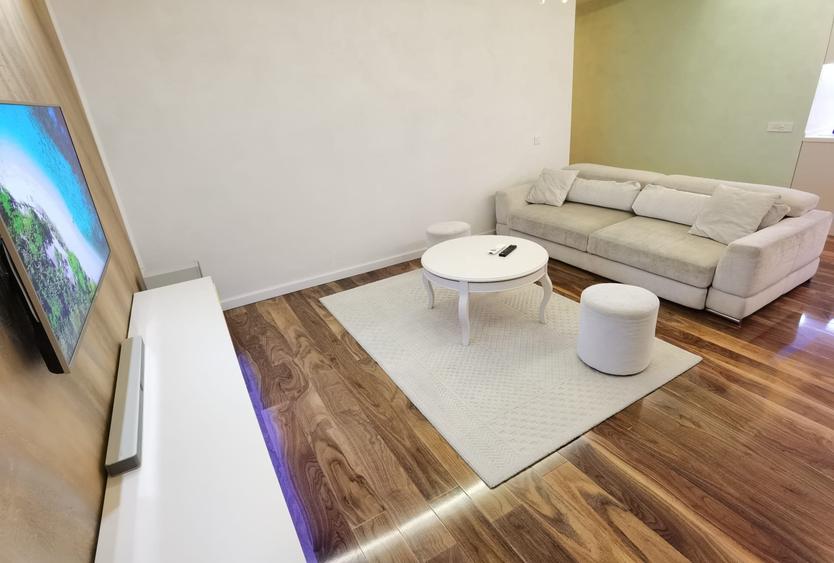 Apartament cu 2 camere decomandat, mobilat în Barbu Văcărescu