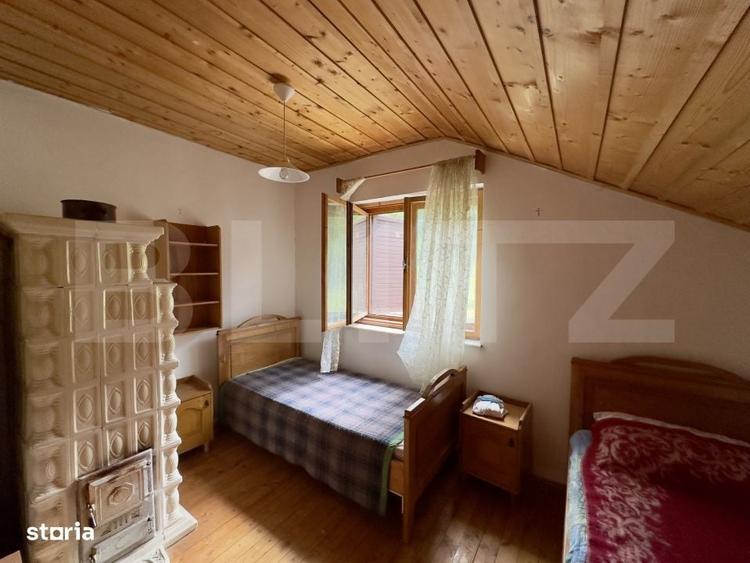 Casă cu 4 camere cu Teren 1670 Mp în Central