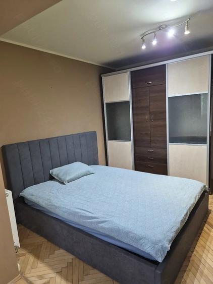 Apartament cu 3 camere decomandat în Gheorgheni