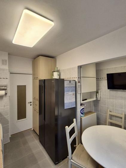 Apartament 4 camere de vanzare | Centrala proprie | - 8
