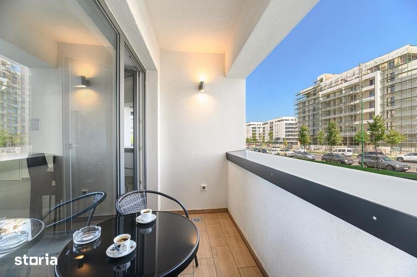 Apartament cu 2 camere decomandat în Tractorul