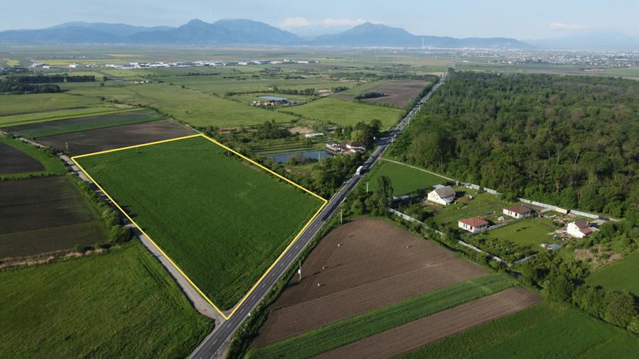 Teren Construcții intravilan de 45000 mp, în Prejmer