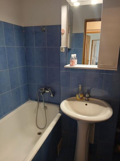 Vand apartament 2 camere comanesti - 4