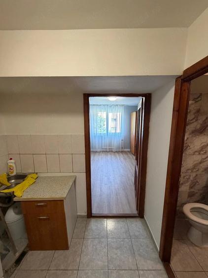 Garsonieră semidecomandată în Buziașului
