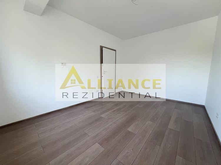 Duplex cu 4 camere cu Canalizare în Berceni