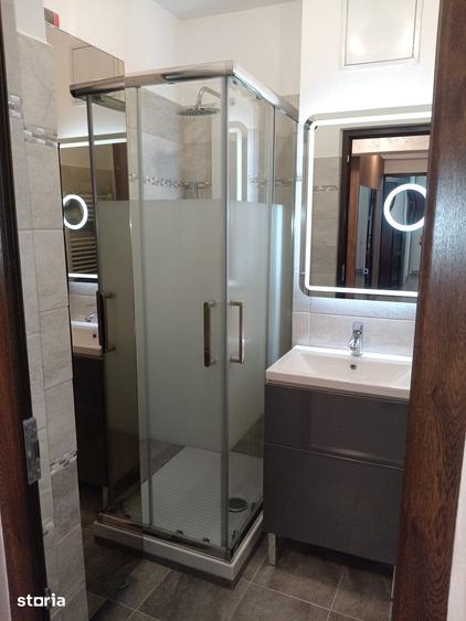 Apartament cu 2 camere decomandat în Coman