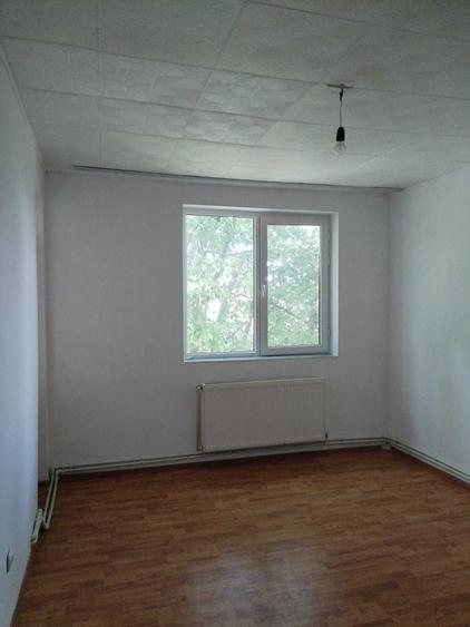 Apartament cu 2 camere decomandat în Turnu Măgurele