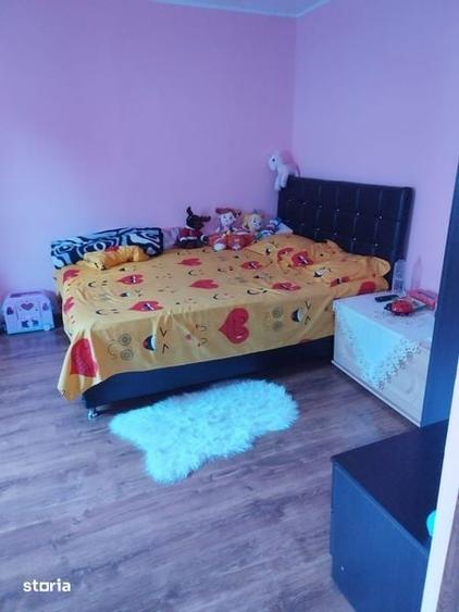 Casă cu 4 camere cu Teren 220 Mp în Central