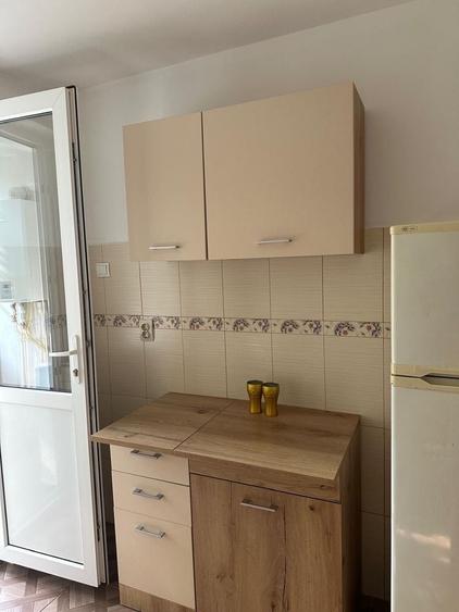 Apartament cu 2 camere semidecomandat în Țiglina 2