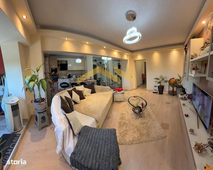 Apartament cu 2 camere decomandat în Intim