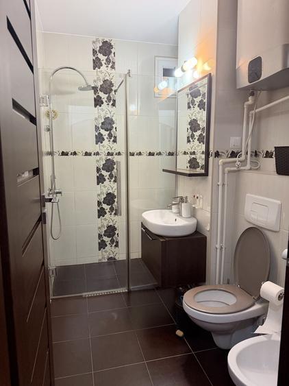 Apartament cu 3 camere decomandat în Ultracentral