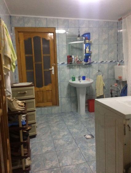 Casă cu 4 camere în Jariștea