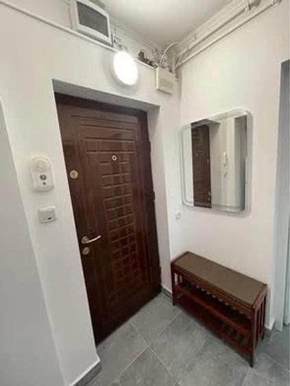 Apartament cu 2 camere decomandat în Trivale