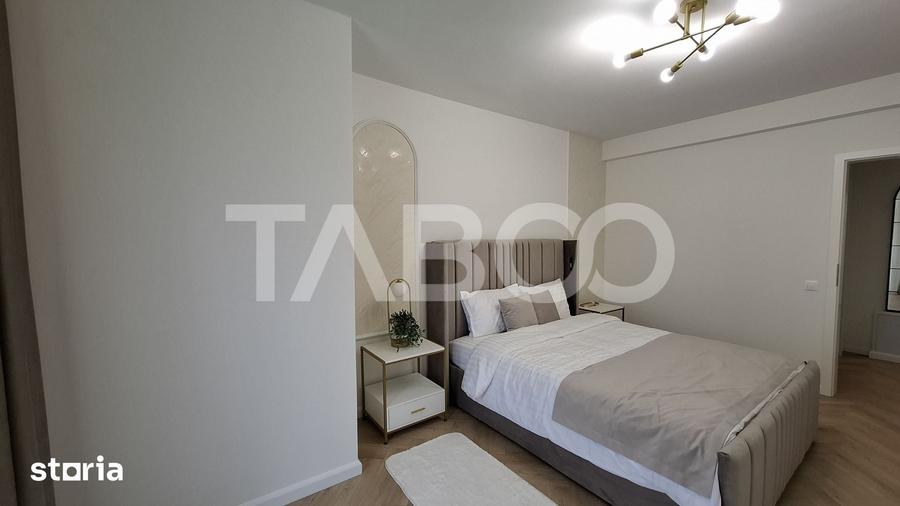Apartament cu 5 camere decomandat în Cristian