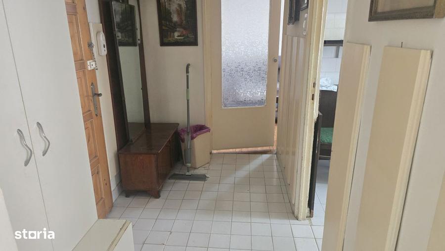 Apartament cu 2 camere decomandat în Zamfirescu