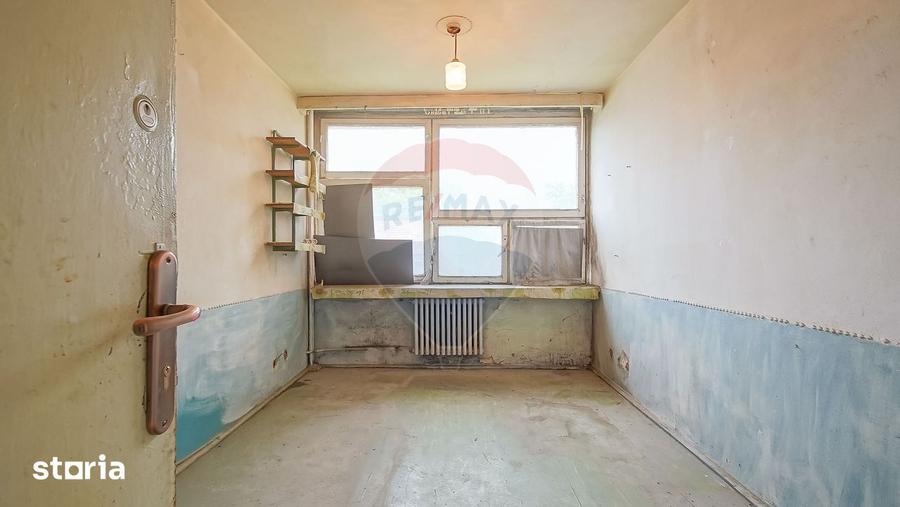 Garsoniera, zona linistita, Astra! - 12