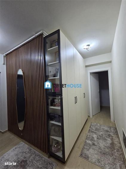Apartament cu 2 camere decomandat în Noua