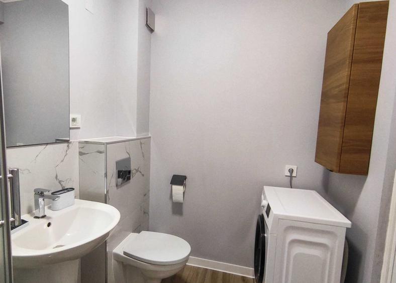 Apartament semidecomandat în Nord