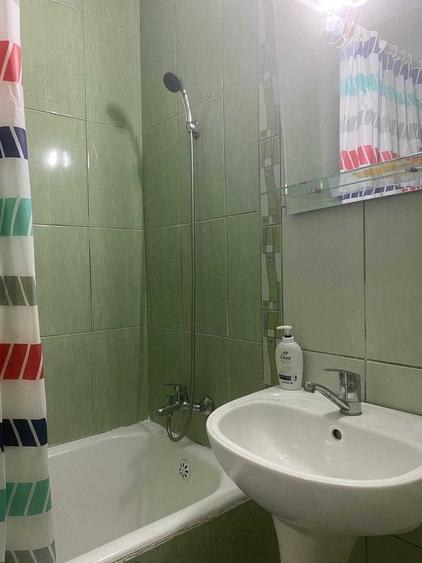 Apartament cu 2 camere semidecomandat în Berceni