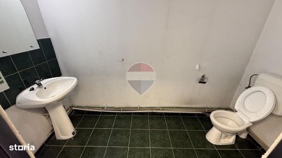 Spațiu comercial, de 63 mp, în Central