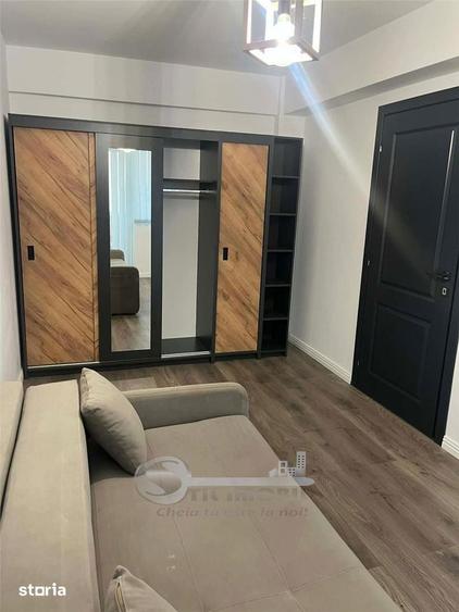 Apartament cu 3 camere decomandat în Miroslava